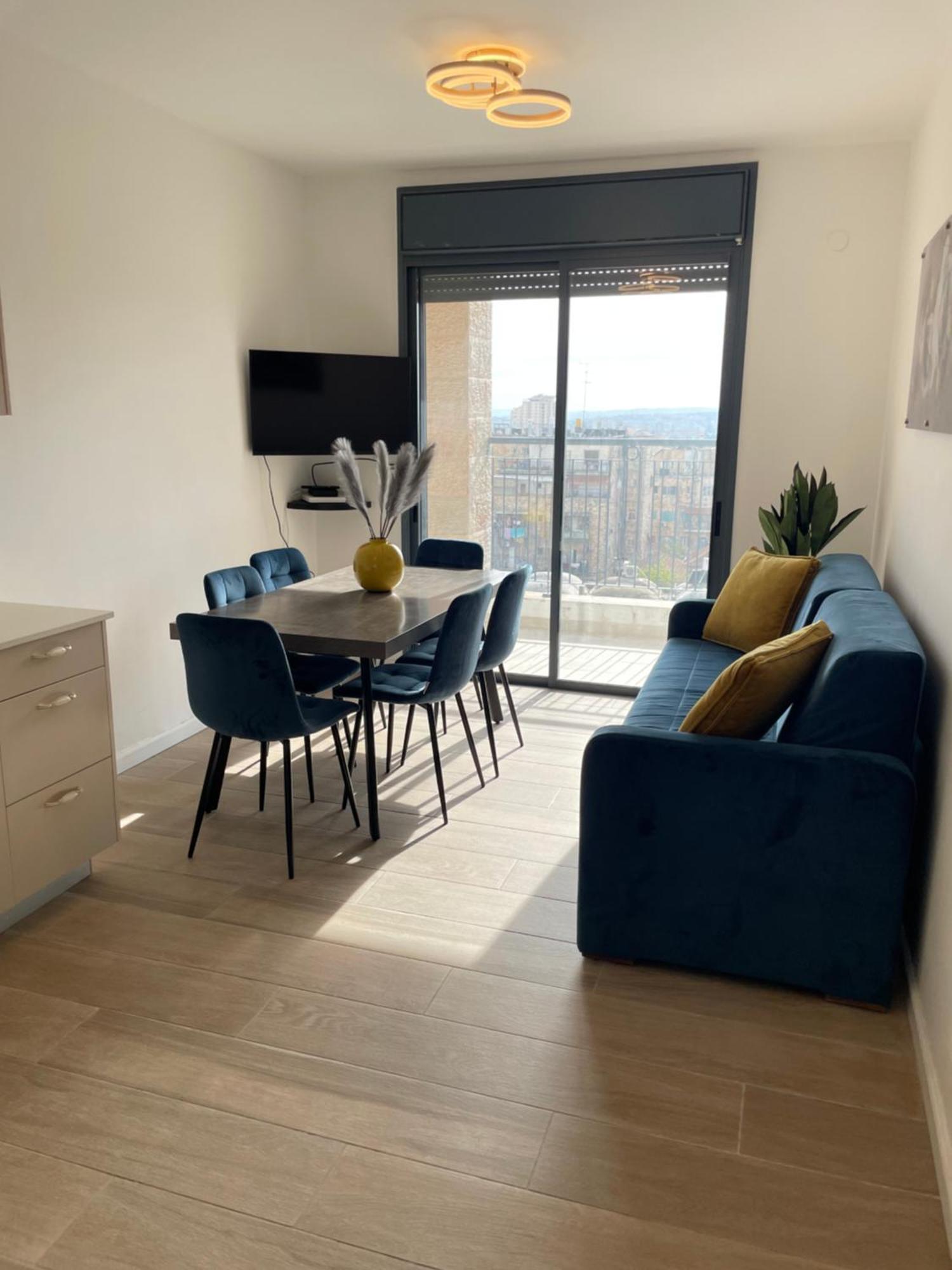 Beautiful 2br Near Mahane Yehuda *